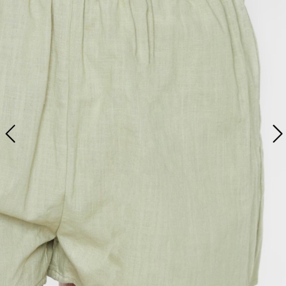 Prettylittlething Green Linen  Beach Shorts SZ USA 10 UK 14 - Picture 4 of 12